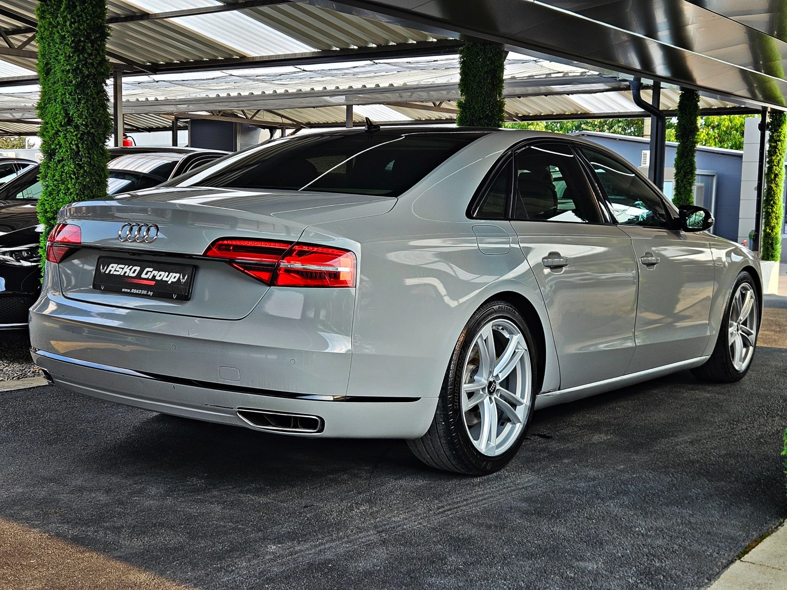 Audi A8 MATRIX/NARDO GREY/BOSE/CAMERA/ПОДГРЕВ/AMBIENT/LIZI, снимка 4 - Автомобили и джипове - 55715301