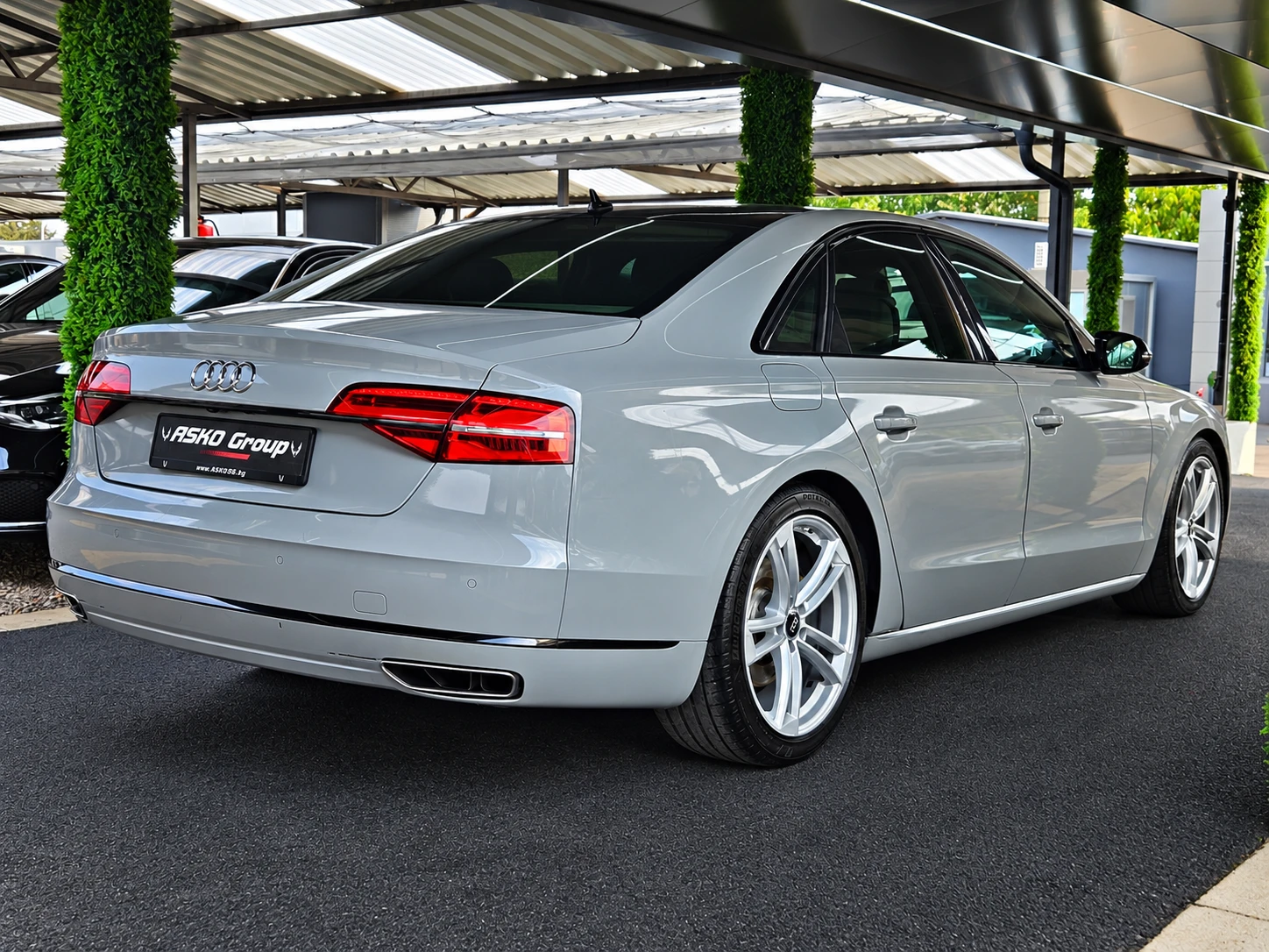 Audi A8 MATRIX/NARDO GREY/BOSE/CAMERA/ПОДГРЕВ/AMBIENT/LIZI, снимка 4 - Автомобили и джипове - 55715301