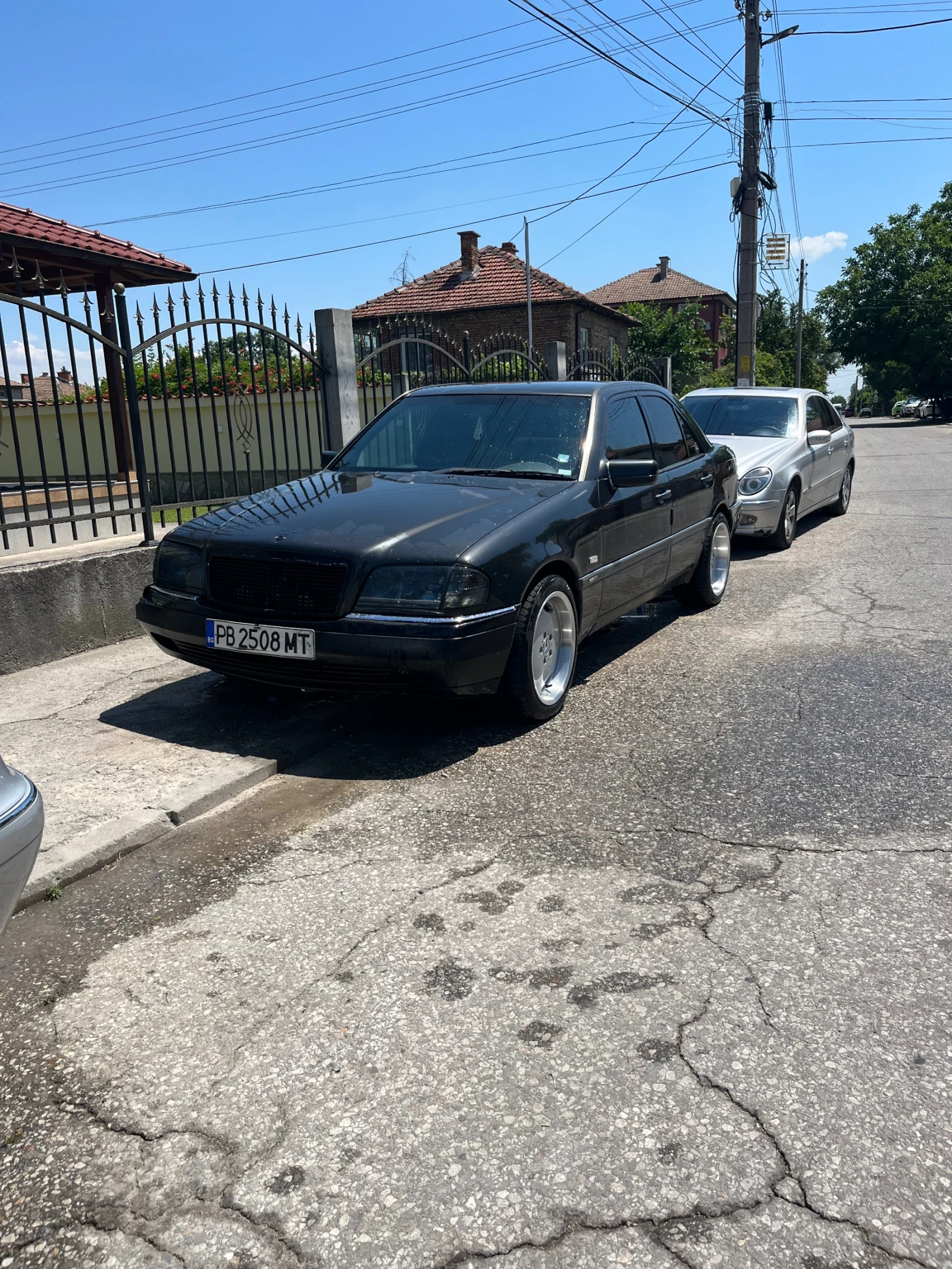 Mercedes-Benz C 180, снимка 4 - Автомобили и джипове - 55753945
