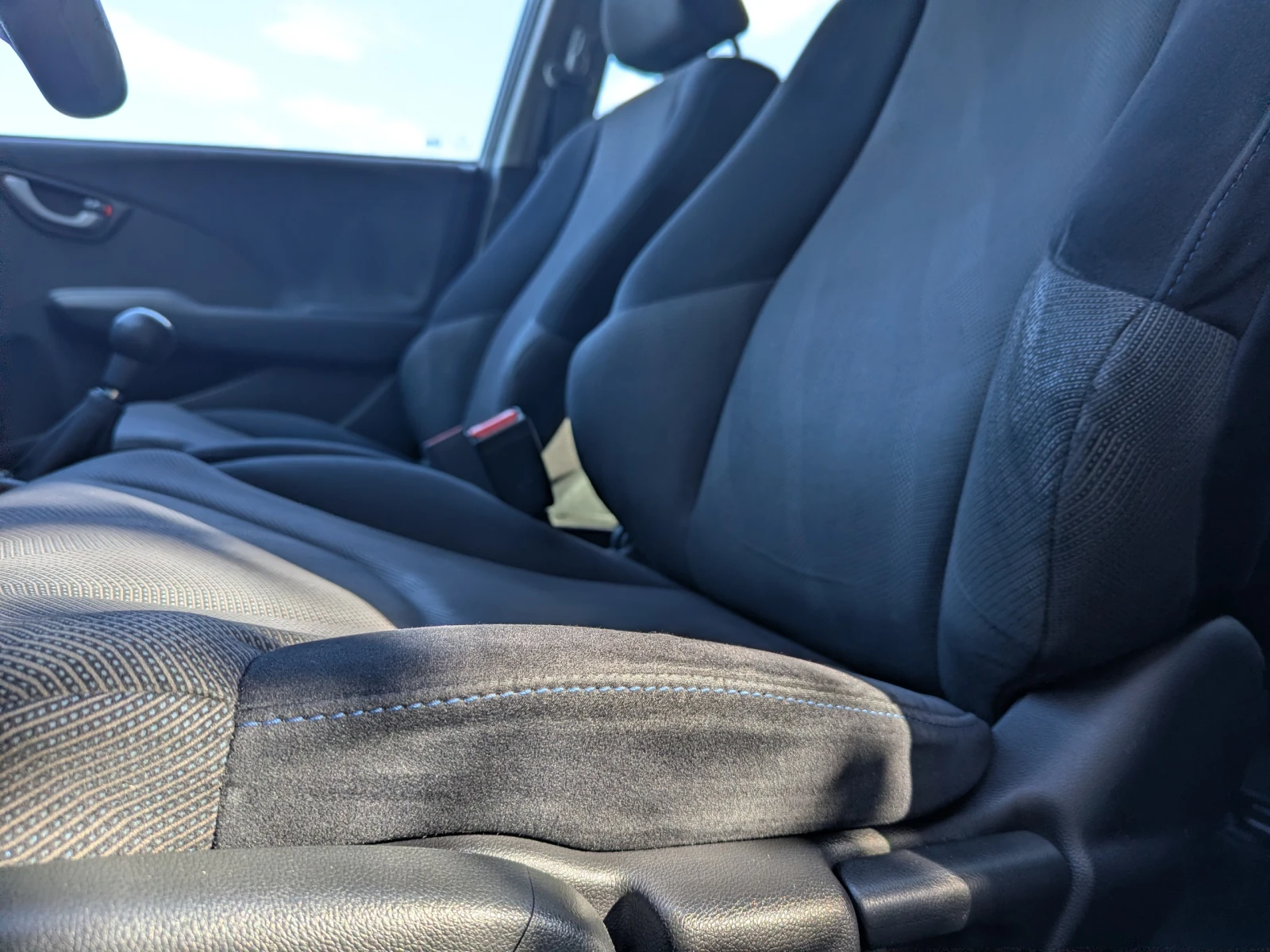 Honda Jazz 1.4i, снимка 10 - Автомобили и джипове - 55831372