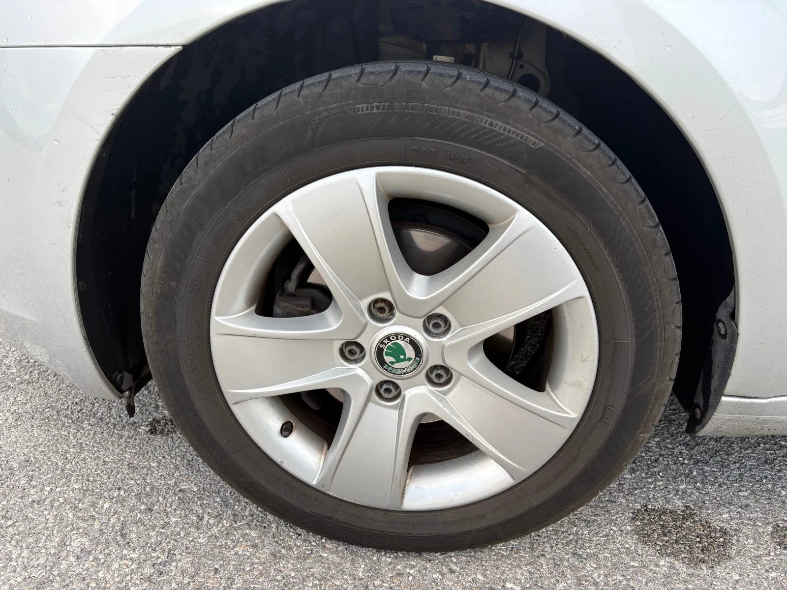 Skoda Octavia, снимка 11 - Автомобили и джипове - 56168121