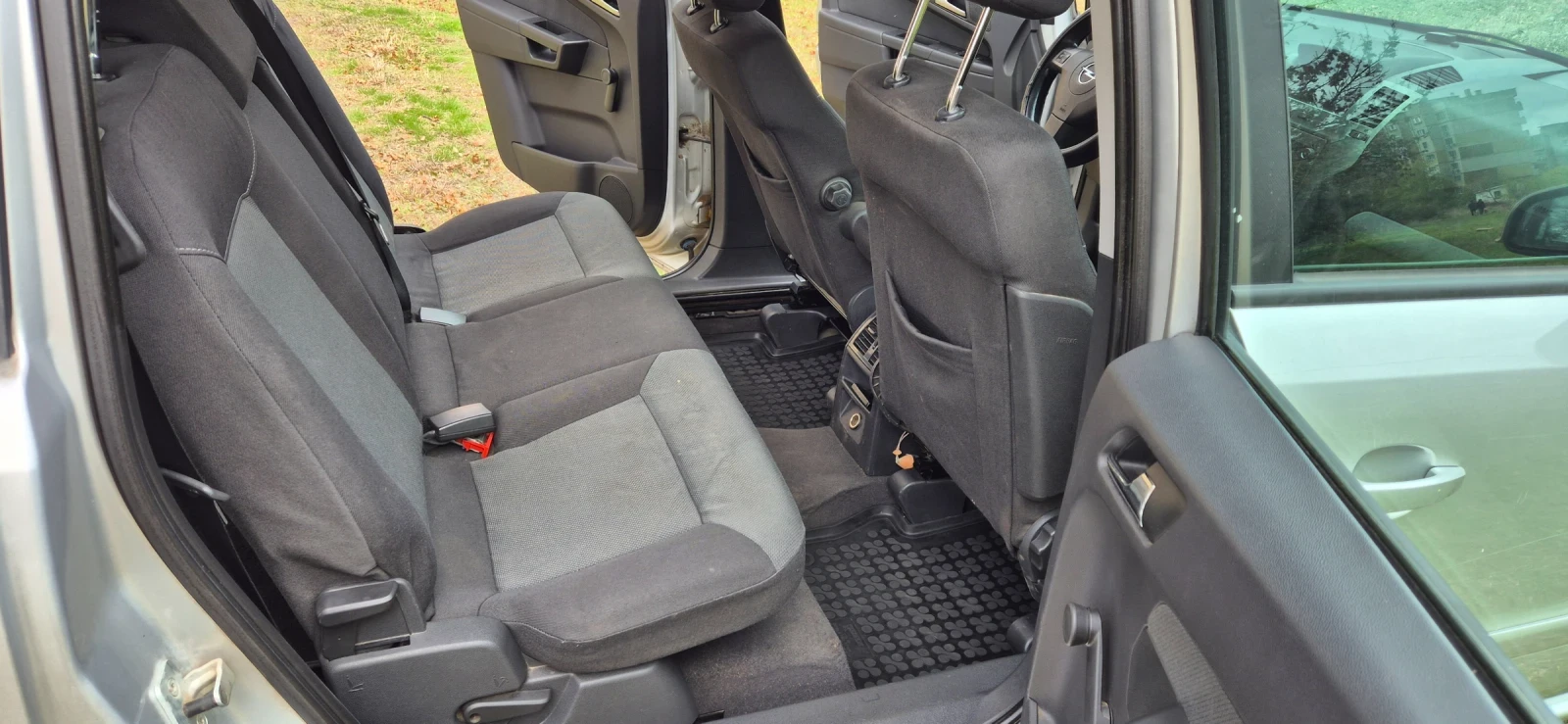 Opel Zafira, снимка 10 - Автомобили и джипове - 56746486