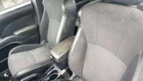 Peugeot 4007 2.2 D, снимка 7