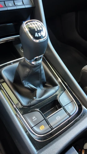 Skoda Karoq 2.0 TDI 4X4 150hp, снимка 10