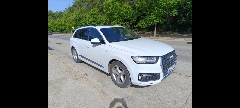 Audi Q7 E-tron, снимка 4 - Автомобили и джипове - 48329842