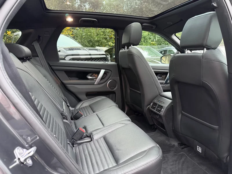Land Rover Discovery Sport 204HP/R-DYNAMIC/PANO/360/NAVI/DIGITAL/745vPR, снимка 13 - Автомобили и джипове - 52133385