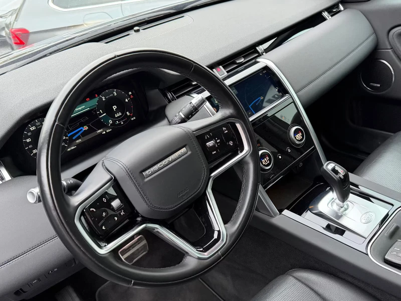 Land Rover Discovery Sport 204HP/R-DYNAMIC/PANO/360/NAVI/DIGITAL/745vPR, снимка 8 - Автомобили и джипове - 52133385