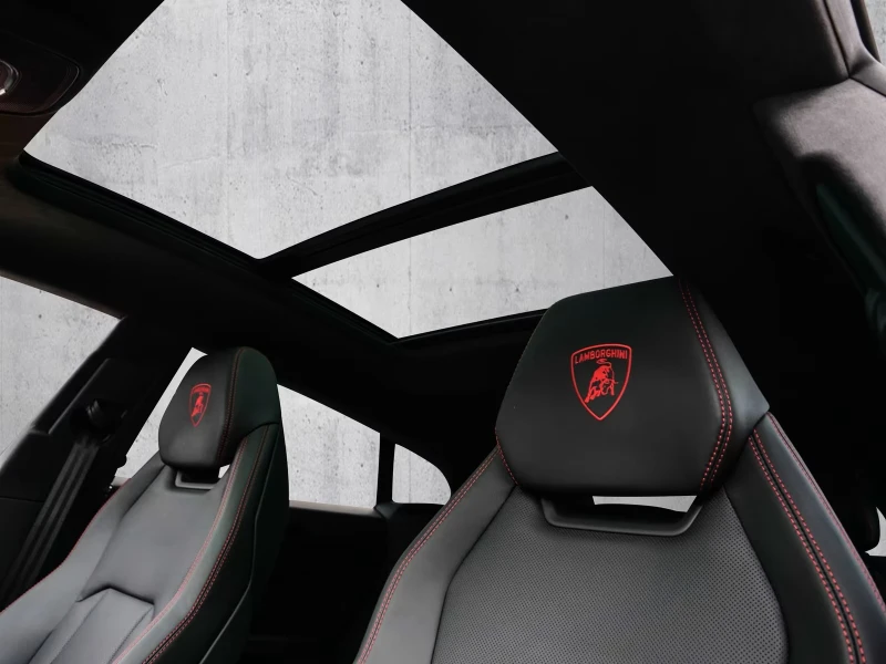 Lamborghini Urus SE Nero Helene/PANO/HUD/, снимка 6 - Автомобили и джипове - 52378173