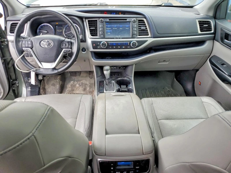 Toyota Highlander AWD* Limited* БЕЗ УДАР* , снимка 8 - Автомобили и джипове - 53456630