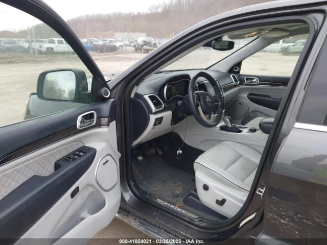 Jeep Grand cherokee SUMMIT 5.7 Бял Салон - изображение 9
