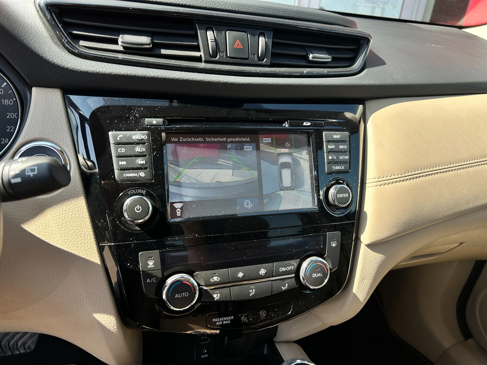 Nissan X-trail 2.0 dCi Tekna Plus 4x4 - изображение 6