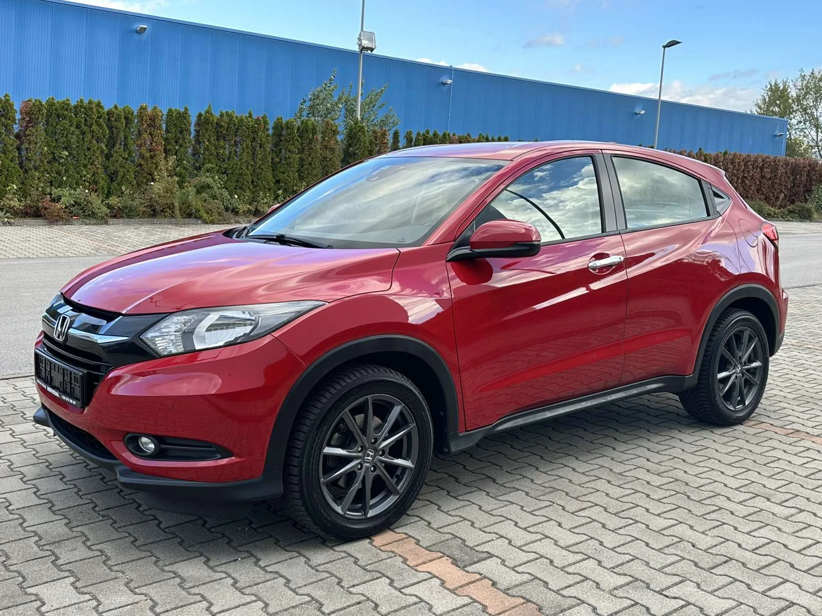 Honda Hr-v 1.5 I-VTEC* ШВЕЙЦАРИЯ*  - изображение 2