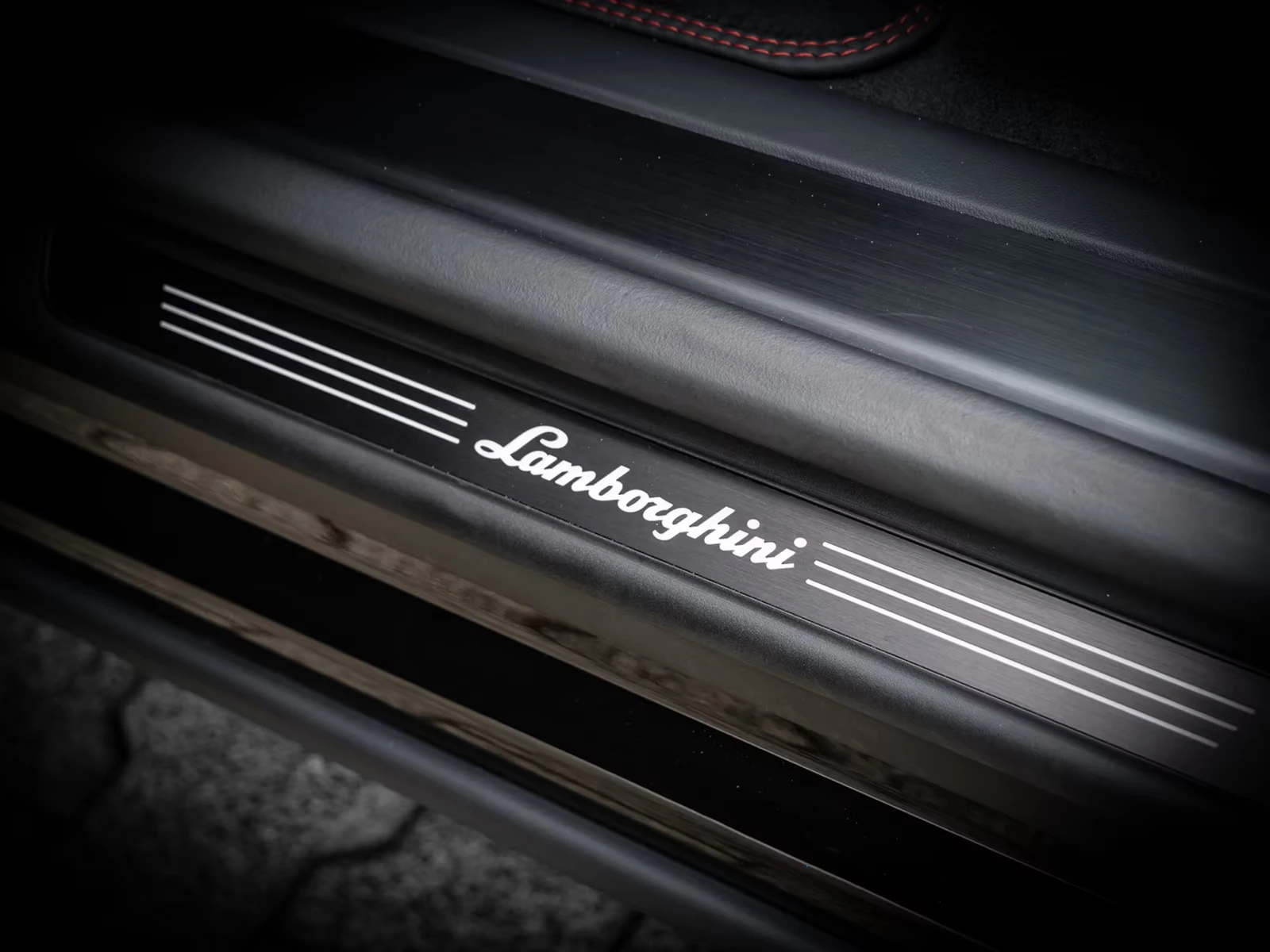 Lamborghini Urus SE Nero Helene/PANO/HUD/ | Mobile.bg   5