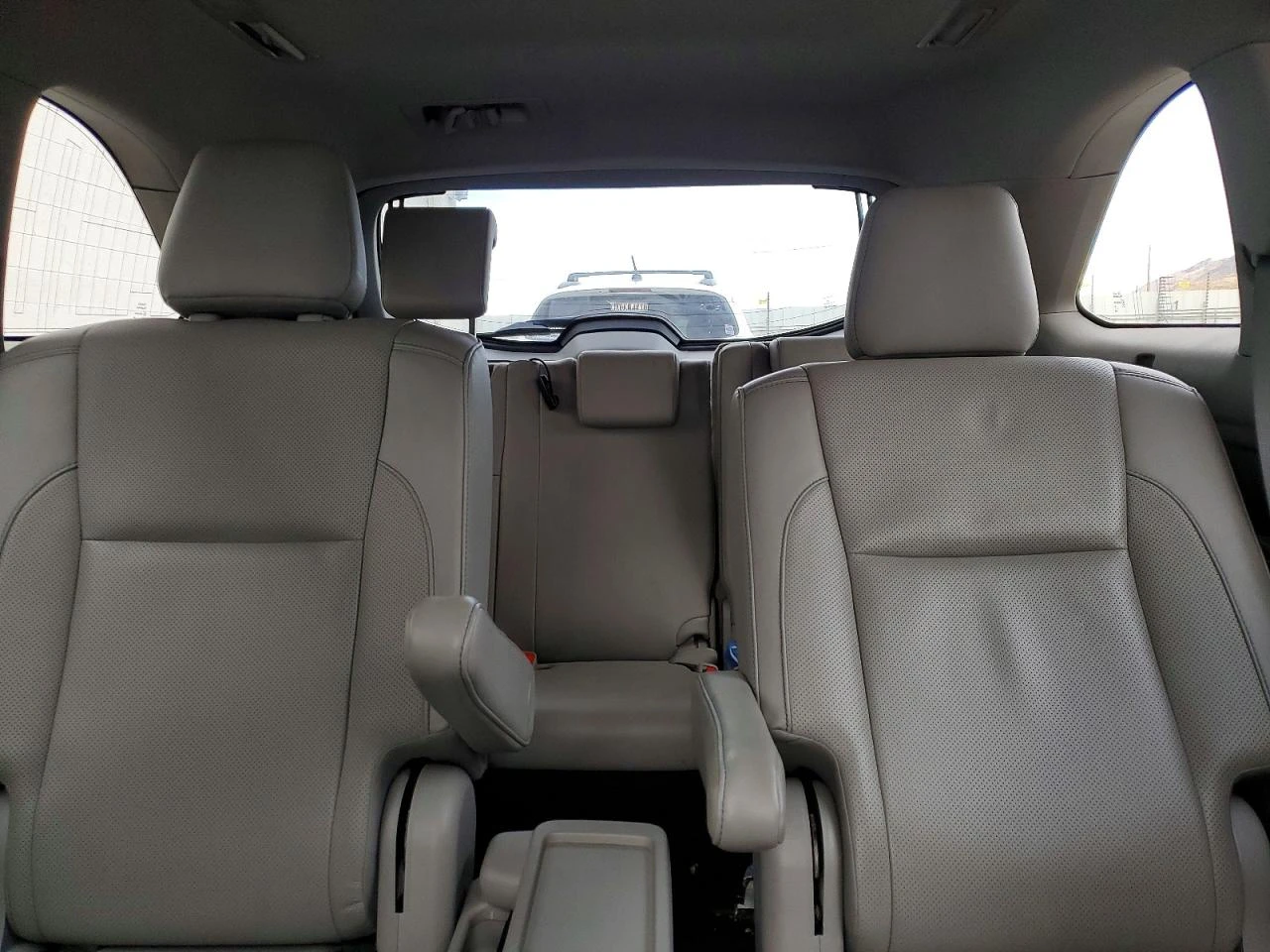 Toyota Highlander AWD* Limited* БЕЗ УДАР*  - изображение 10