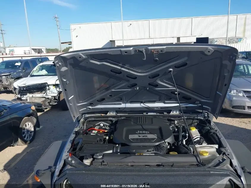 Jeep Wrangler UNLIMITED SPORT 4X4, снимка 11 - Автомобили и джипове - 53890943