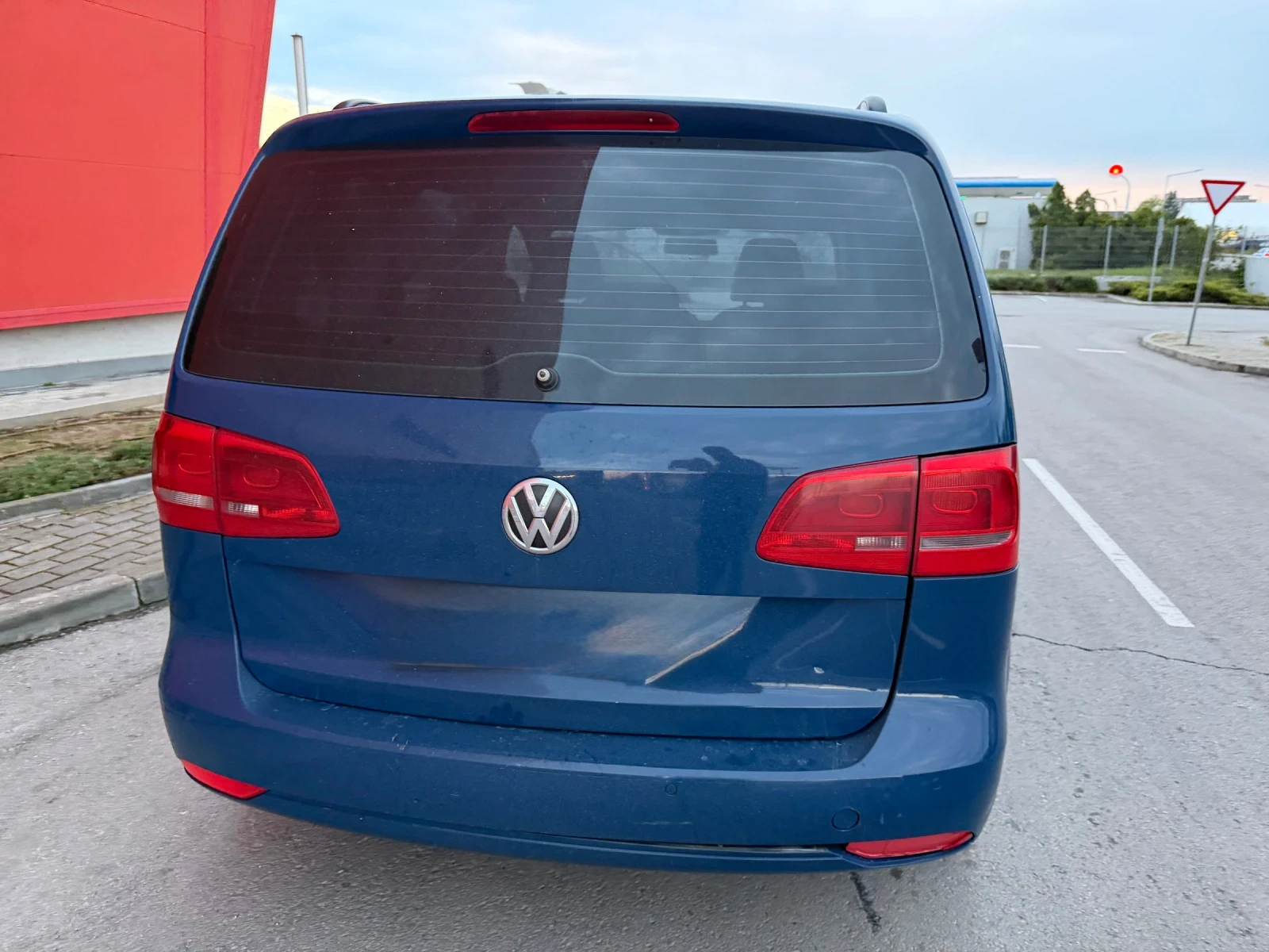 VW Tiguan 140кс* DSG* Автиматик* Android, снимка 5 - Автомобили и джипове - 55042675