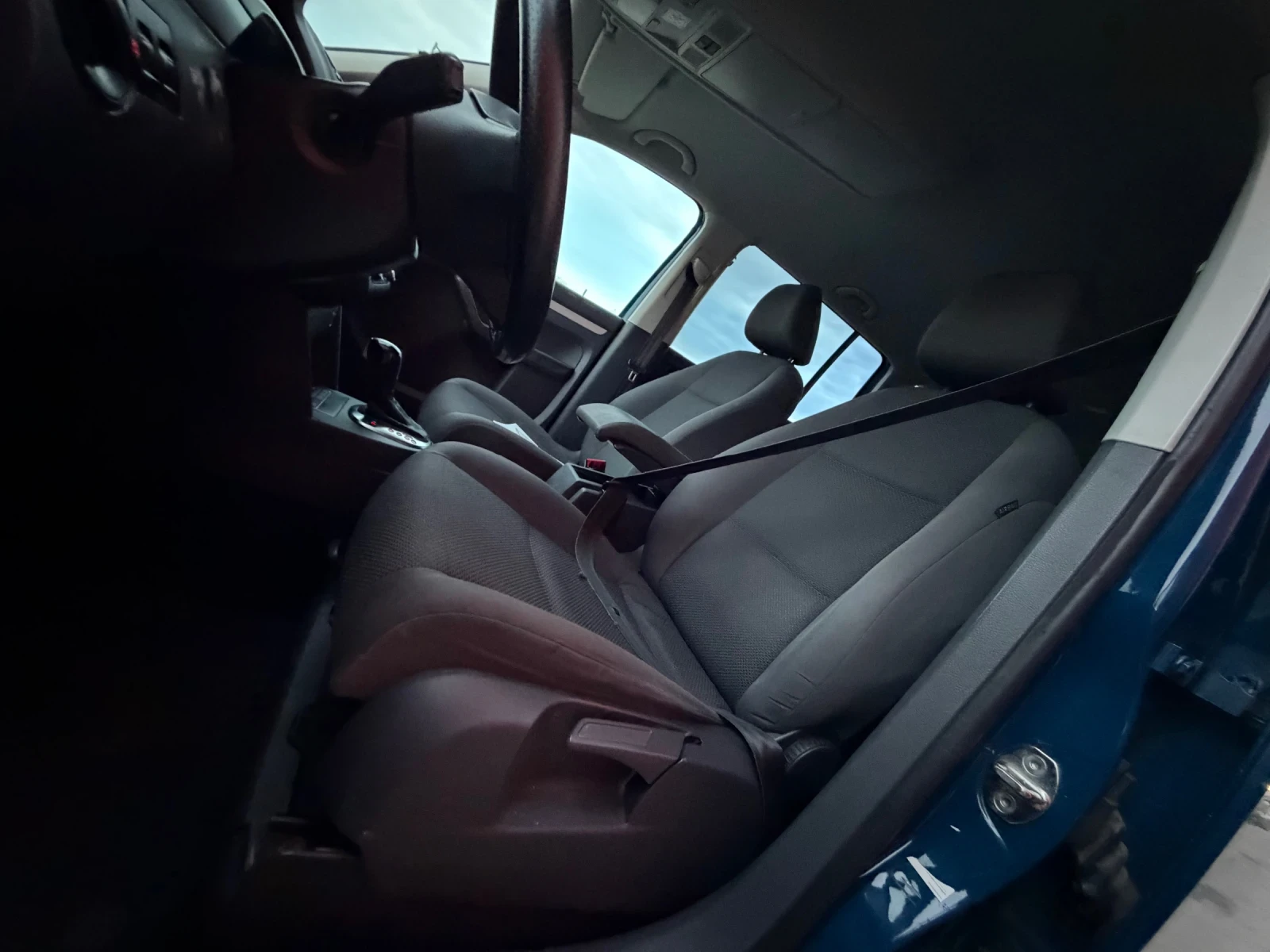 VW Tiguan 140кс* DSG* Автиматик* Android, снимка 10 - Автомобили и джипове - 55042675