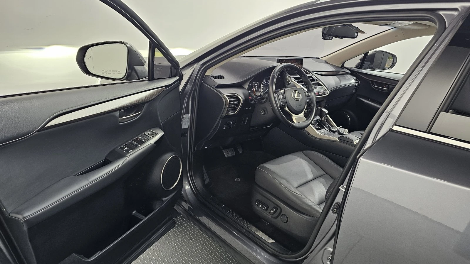 Lexus NX 300h* ���* ������� �����* BLIND SPOT* ������ ���� | Mobile.bg � ����������� 10