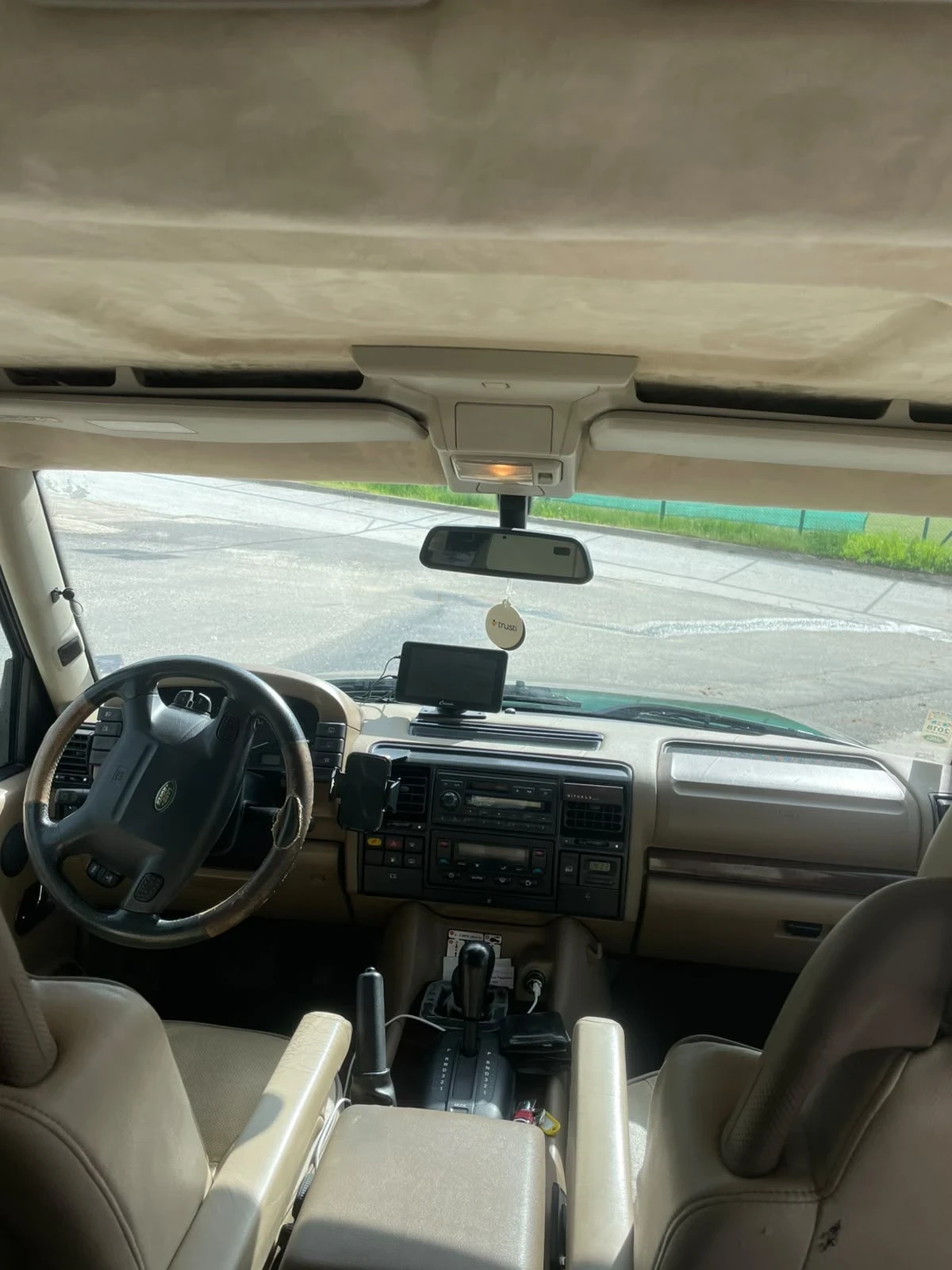 Land Rover Discovery, снимка 9 - Автомобили и джипове - 55994161