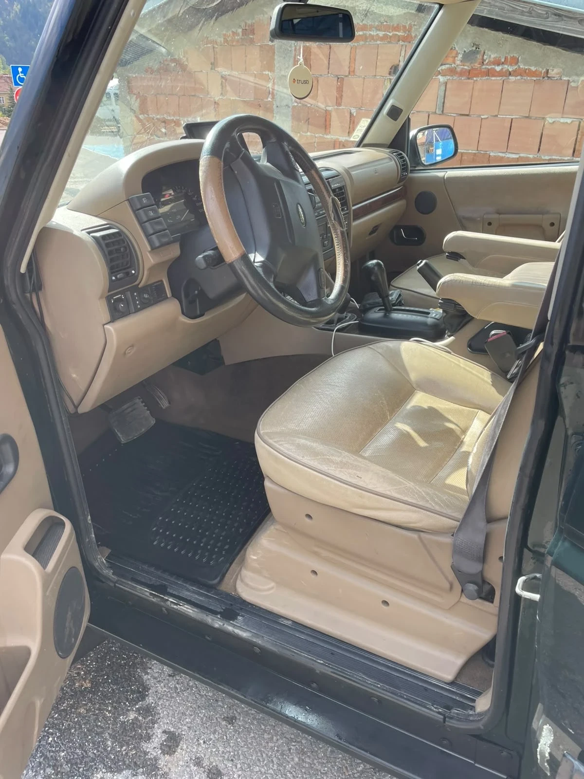 Land Rover Discovery, снимка 8 - Автомобили и джипове - 55994161