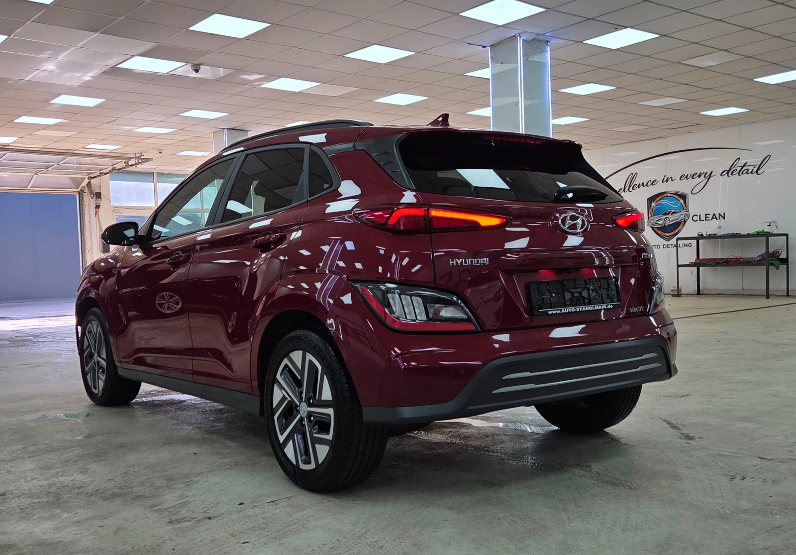 Hyundai Kona SOH100%/Premium/, снимка 4 - Автомобили и джипове - 56732107
