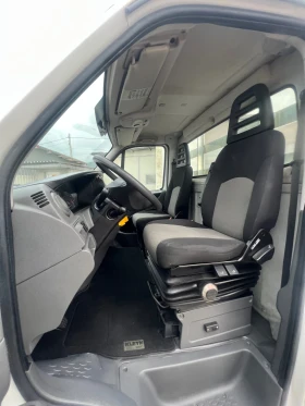 Iveco Daily 35c15 / 4.40м дължина / Двойна гума, Б-категория | Auto.bg — изображение 17