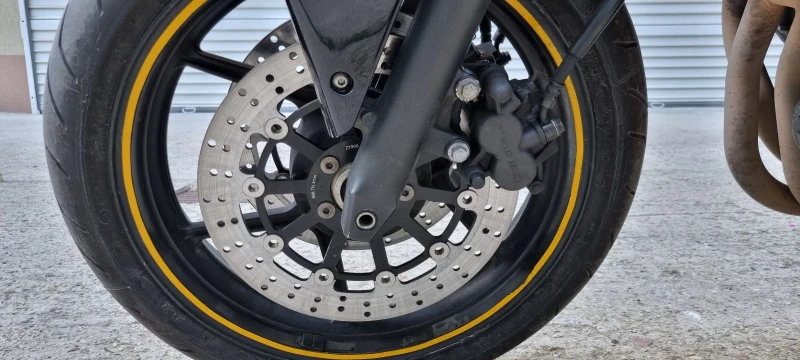 Kawasaki Z 750, снимка 6 - Мотоциклети и мототехника - 52619321