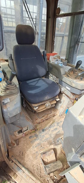 Булдозер Komatsu D65EX, снимка 8