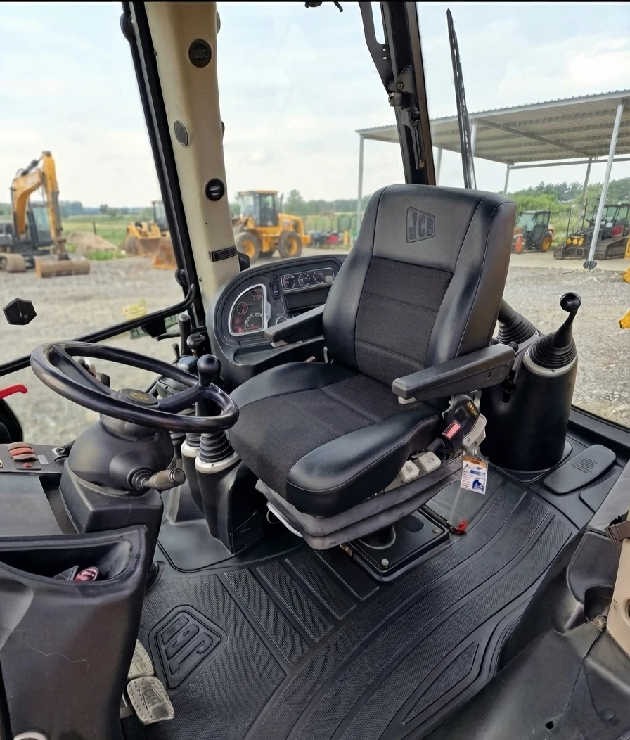 Багер JCB 3СХ, снимка 3 - Индустриална техника - 55967332