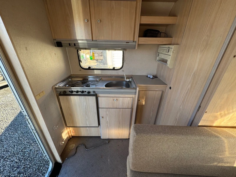 Каравана Caravelair, снимка 11 - Каравани и кемпери - 48407768