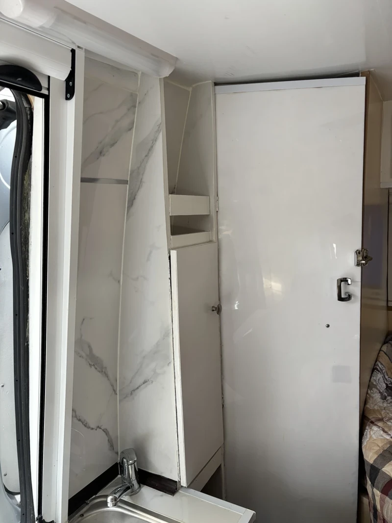 Кемпер Други Citroen Jumper, снимка 13 - Каравани и кемпери - 52160145