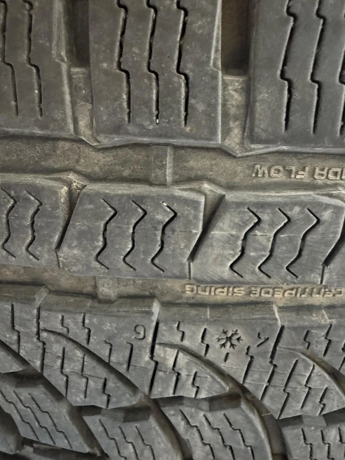Гуми с джанти Nokian 255/55R18, снимка 6 - Гуми и джанти - 55446049