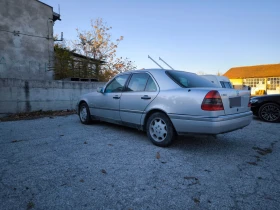 Mercedes-Benz C 250, снимка 2