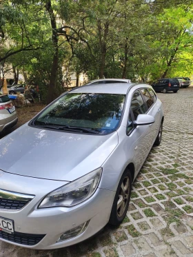 Обява за продажба на Opel Astra Sports Tourer ~6 800 лв. - изображение 2