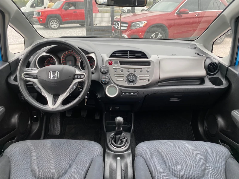 Honda Jazz 1.4i* 2010г* Panorama* УНИКАТ* , снимка 12 - Автомобили и джипове - 47307428