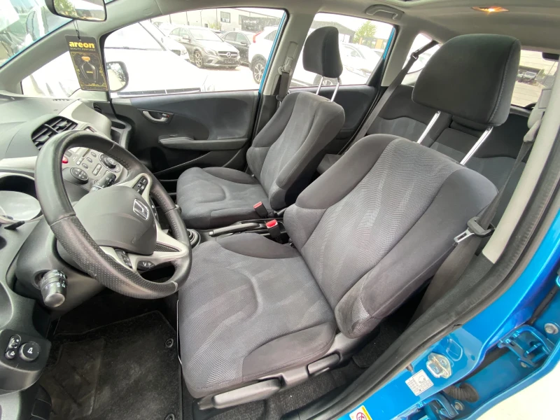 Honda Jazz 1.4i* 2010г* Panorama* УНИКАТ* , снимка 14 - Автомобили и джипове - 47307428