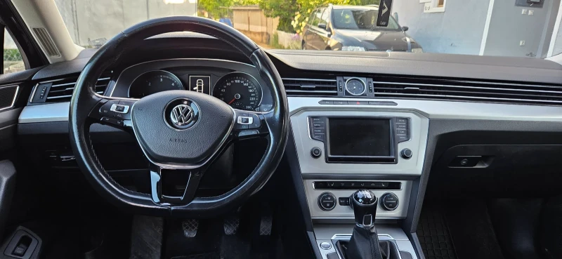 VW Passat B8, снимка 14 - Автомобили и джипове - 47633044