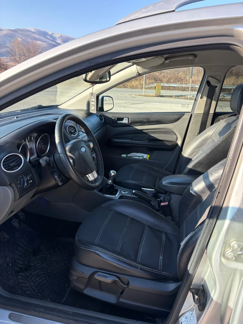 Ford Focus, снимка 2 - Автомобили и джипове - 48500752