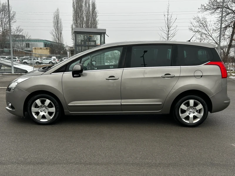 Peugeot 5008 1.6/Panorama/Avotmat/7места/, снимка 7 - Автомобили и джипове - 48719050