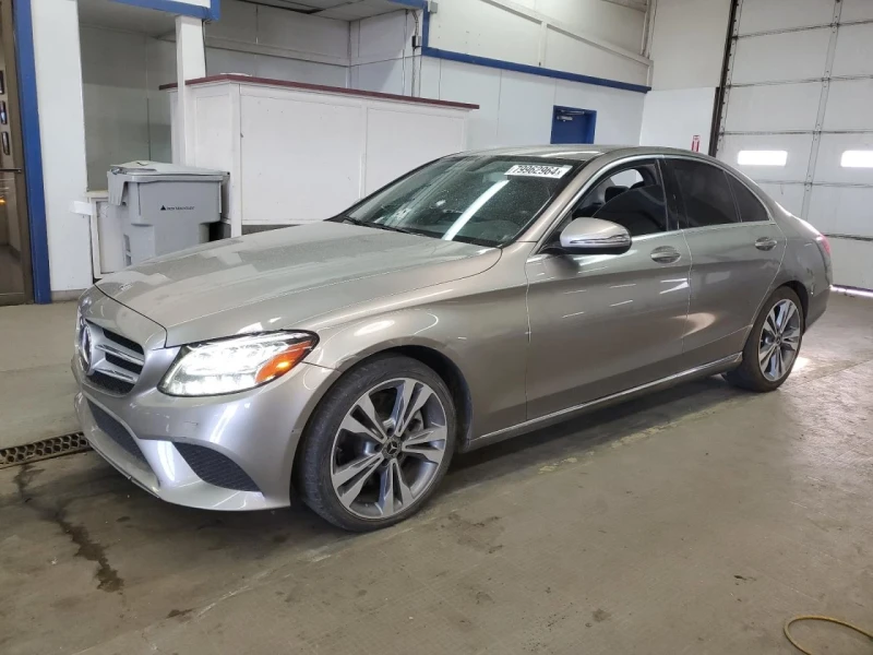 Mercedes-Benz C 300, снимка 1 - Автомобили и джипове - 48788185