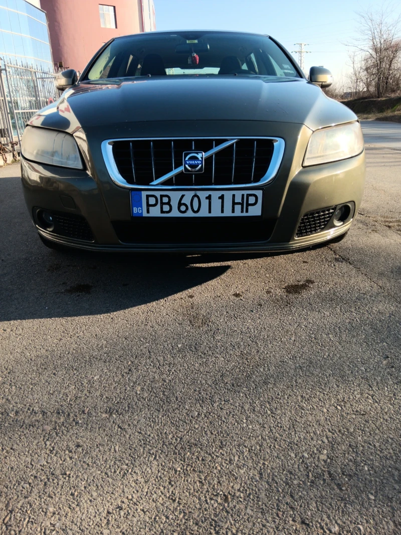 Volvo V70 2.5ft, снимка 2 - Автомобили и джипове - 48888870