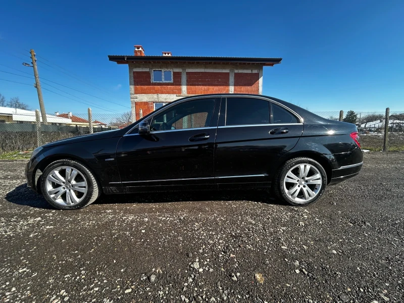 Mercedes-Benz C 220, снимка 9 - Автомобили и джипове - 49244001