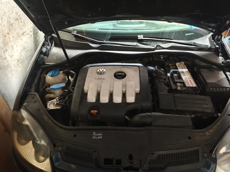 VW Golf, снимка 13 - Автомобили и джипове - 51620718