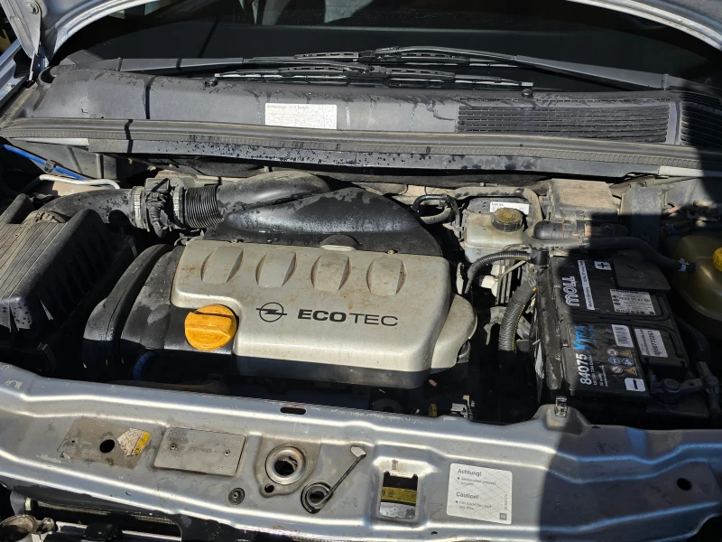 Opel Zafira 1.8i/Климатик/Лизинг, снимка 17 - Автомобили и джипове - 52428626