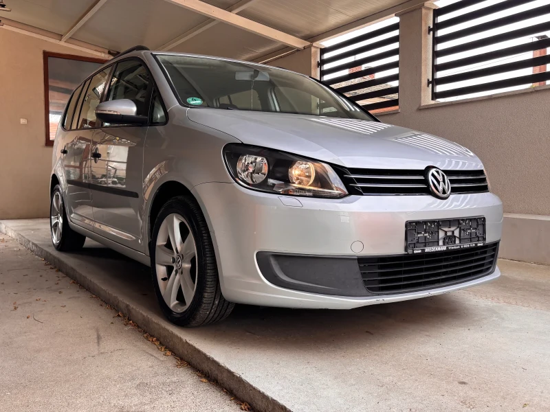 VW Touran, снимка 7 - Автомобили и джипове - 52650264