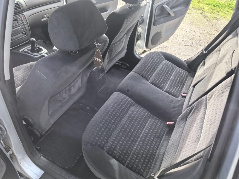 VW Passat, снимка 9 - Автомобили и джипове - 52831630