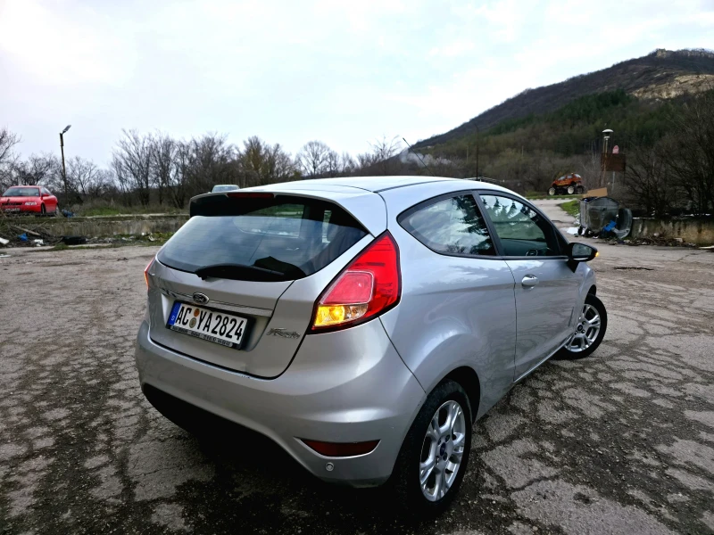 Ford Fiesta d= СЕРВИЗНА ИСТОРИЯ= КАМЕРА= BLUETOOTH= , снимка 3 - Автомобили и джипове - 53090129