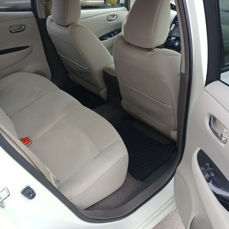 Nissan Leaf , снимка 16 - Автомобили и джипове - 53474643