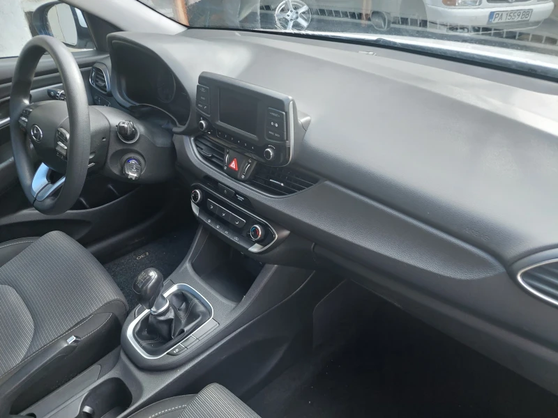 Hyundai I30 1.4 101 к.с , снимка 16 - Автомобили и джипове - 53495745