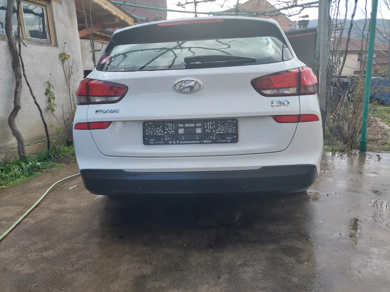 Hyundai I30 1.4 101 к.с , снимка 6 - Автомобили и джипове - 53495745